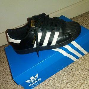 Adidas Superstar